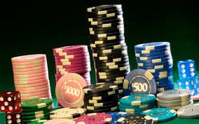 Màn hình sảnh game vin55 hiển thị đa dạng slot và game trên điện thoại